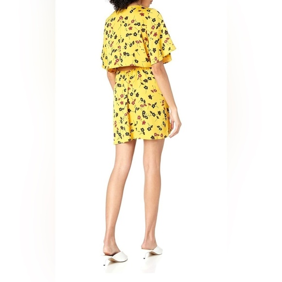BCBGeneration Women's Yellow Bow Tie Floral Ruffle Dress - Medium - Picture 3 of 13